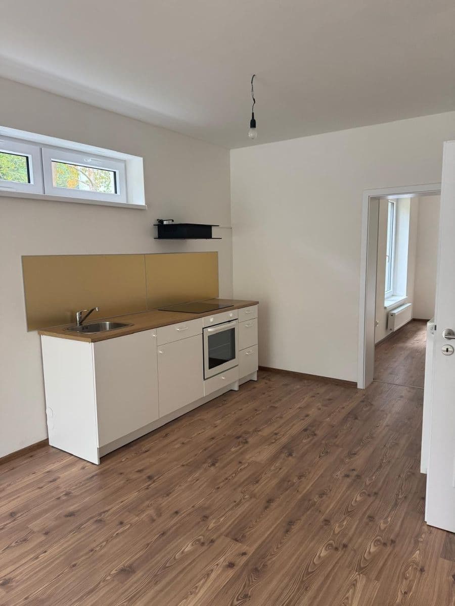 Pronájem bytu 2+kk 56 m², K Pomezí, Cheb, Karlovarský kraj Pronájem bytu 2+kk 56 m², K Pomezí, Cheb, Karlovarský kraj