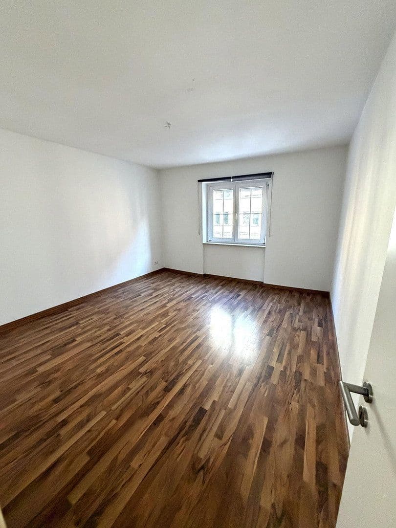 Prodej bytu 3+1 68 m², Stuttgart, Bádensko-Württembersko Prodej bytu 3+1 68 m², Stuttgart, Bádensko-Württembersko