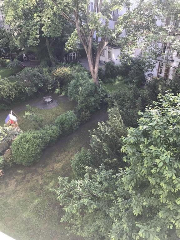Pronájem bytu 2+kk 80 m², Frankfurt, Hessen Pronájem bytu 2+kk 80 m², Frankfurt, Hessen