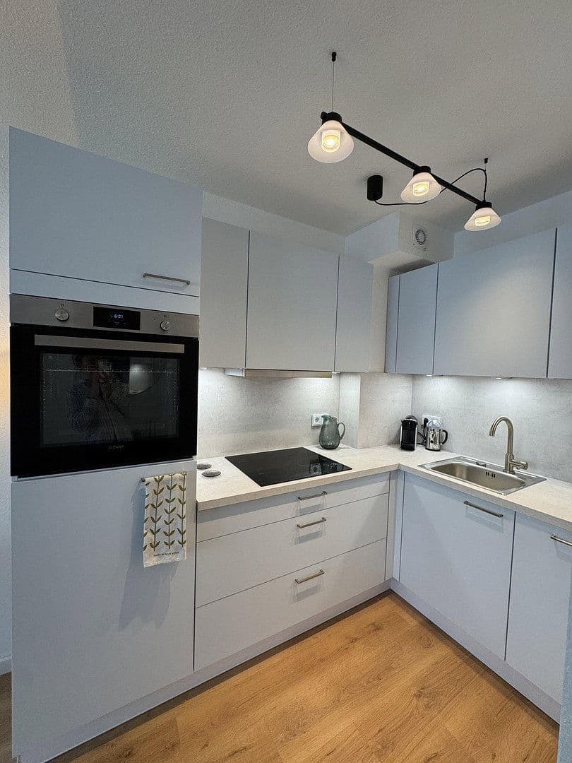 Prodej bytu 2+1 43 m², Berlin, Berlín Prodej bytu 2+1 43 m², Berlin, Berlín