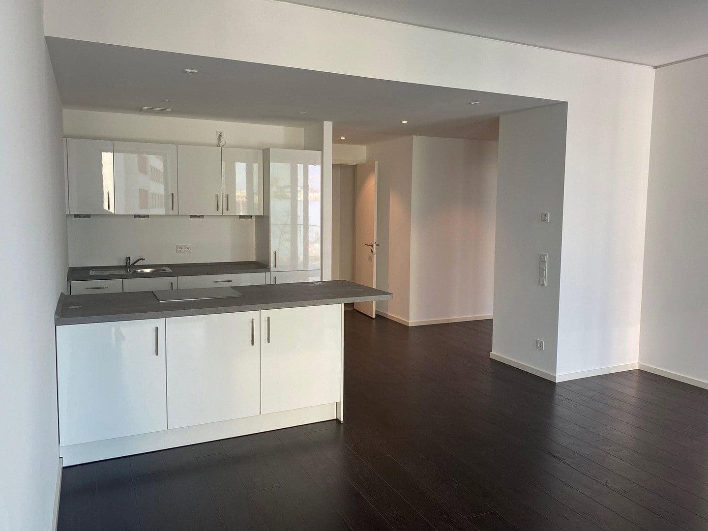 Prodej bytu 2+1 64 m², Altonaer Straße 21, Berlin, Berlín Prodej bytu 2+1 64 m², Altonaer Straße 21, Berlin, Berlín