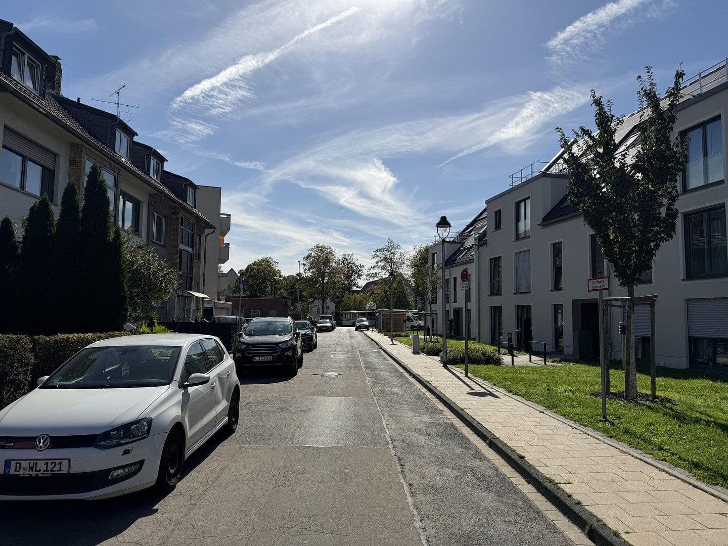 Pronájem bytu 3+1 79 m², Juist Str. 12, Düsseldorf, Severní Porýní-Vestfálsko Pronájem bytu 3+1 79 m², Juist Str. 12, Düsseldorf, Severní Porýní-Vestfálsko