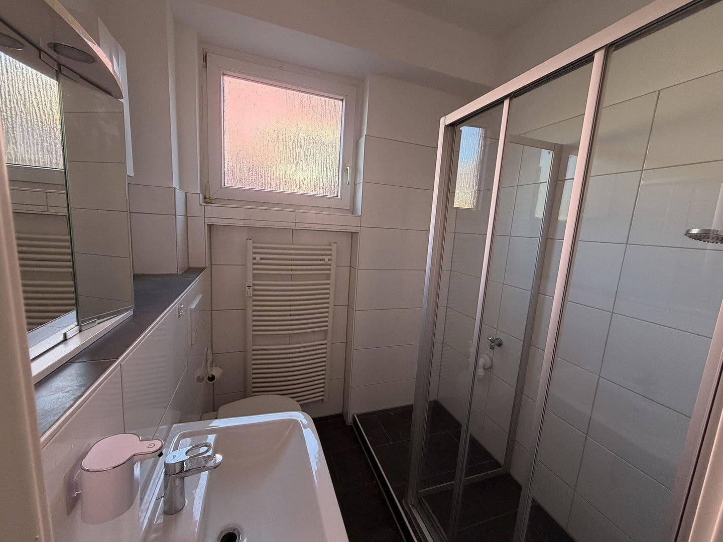 Pronájem bytu 3+1 79 m², Juist Str. 12, Düsseldorf, Severní Porýní-Vestfálsko Pronájem bytu 3+1 79 m², Juist Str. 12, Düsseldorf, Severní Porýní-Vestfálsko