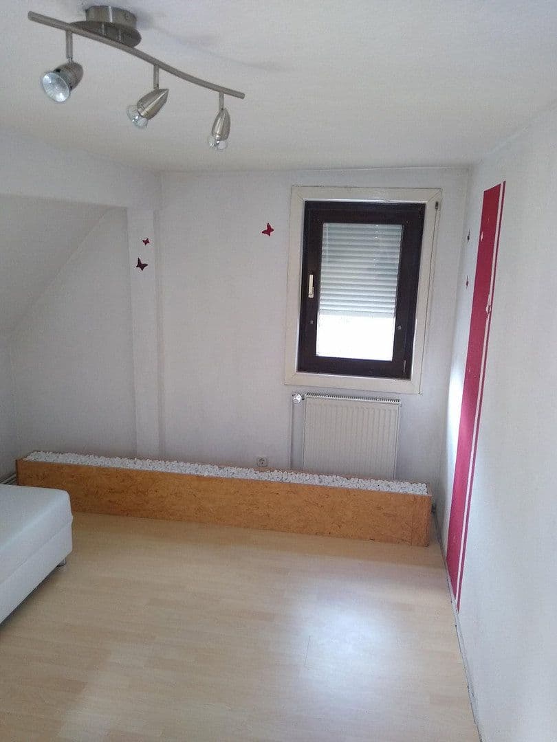Prodej domu 245 m², pozemek 338 m², Gräfendorf, Bavorsko Prodej domu 245 m², pozemek 338 m², Gräfendorf, Bavorsko