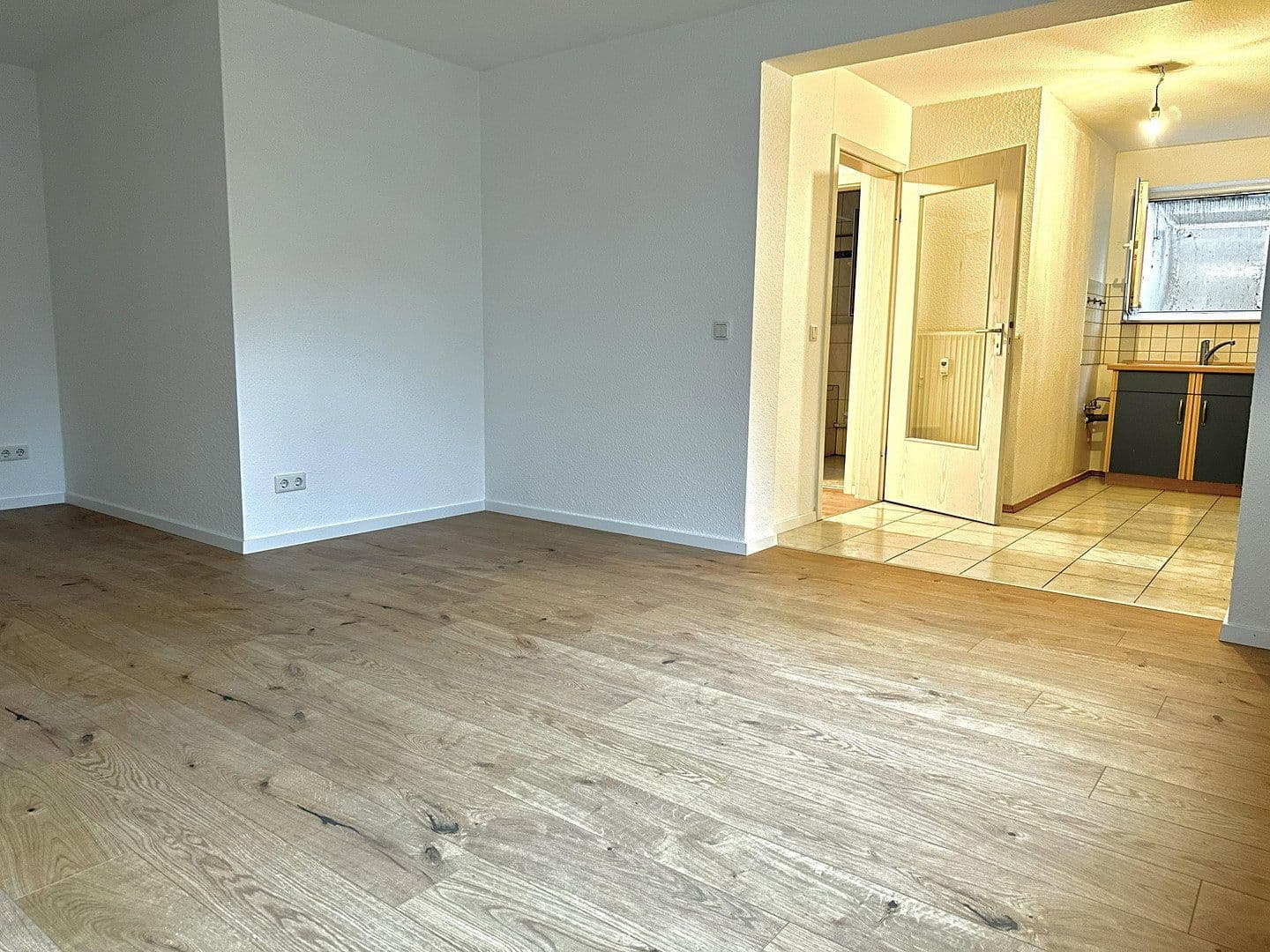 Pronájem bytu 1+1 47 m², Gülser Straße, Koblenz, Porýní-Falc Pronájem bytu 1+1 47 m², Gülser Straße, Koblenz, Porýní-Falc