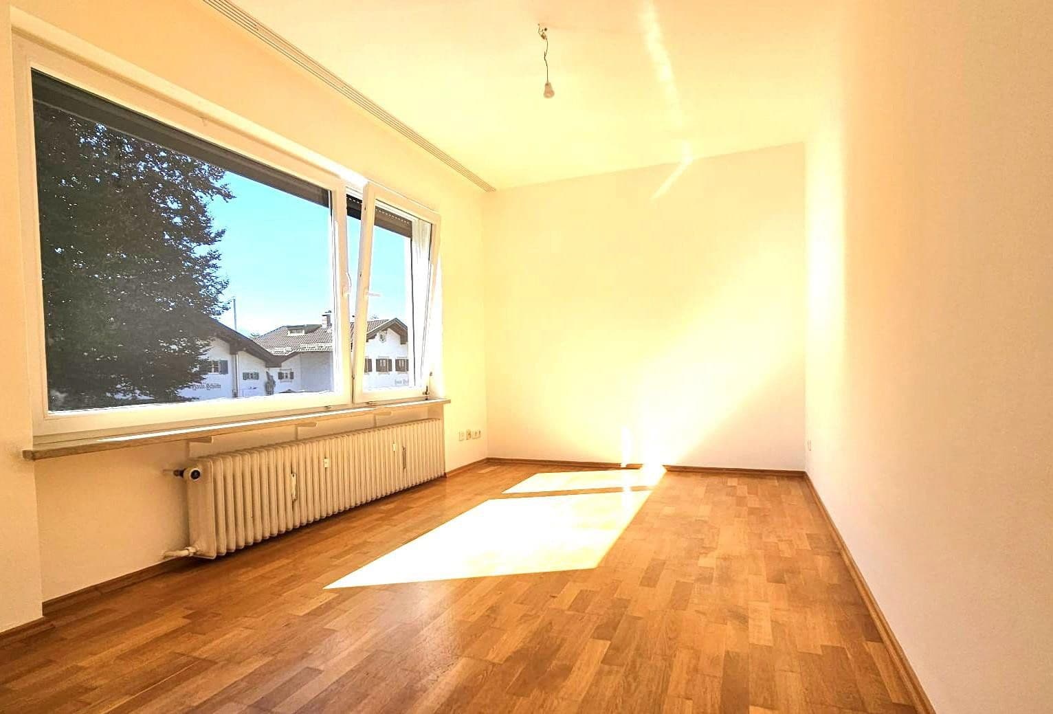 Prodej bytu 3+1 96 m², Garmisch-Partenkirchen, Bavorsko Prodej bytu 3+1 96 m², Garmisch-Partenkirchen, Bavorsko