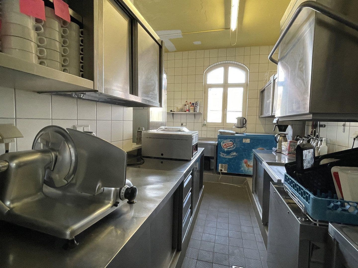 Pronájem nebytového prostoru 1.000 m², Mühleinsel 1, Kenzingen, Bádensko-Württembersko Pronájem nebytového prostoru 1.000 m², Mühleinsel 1, Kenzingen, Bádensko-Württembersko