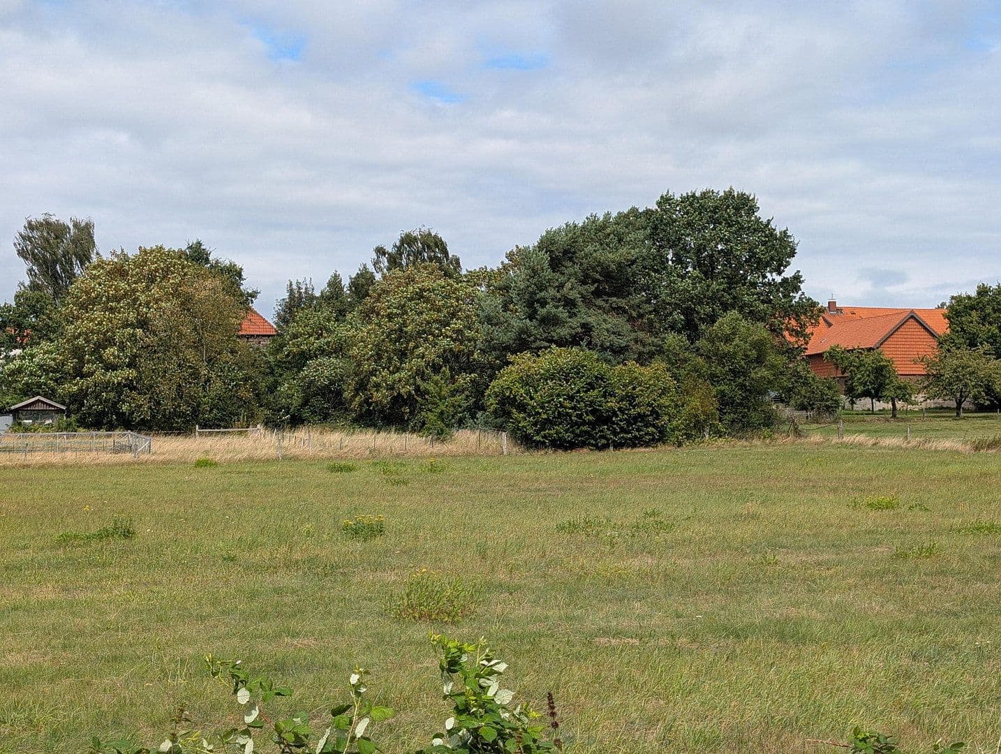 Prodej pozemku 2.060 m², Braunschweig, Dolní Sasko Prodej pozemku 2.060 m², Braunschweig, Dolní Sasko