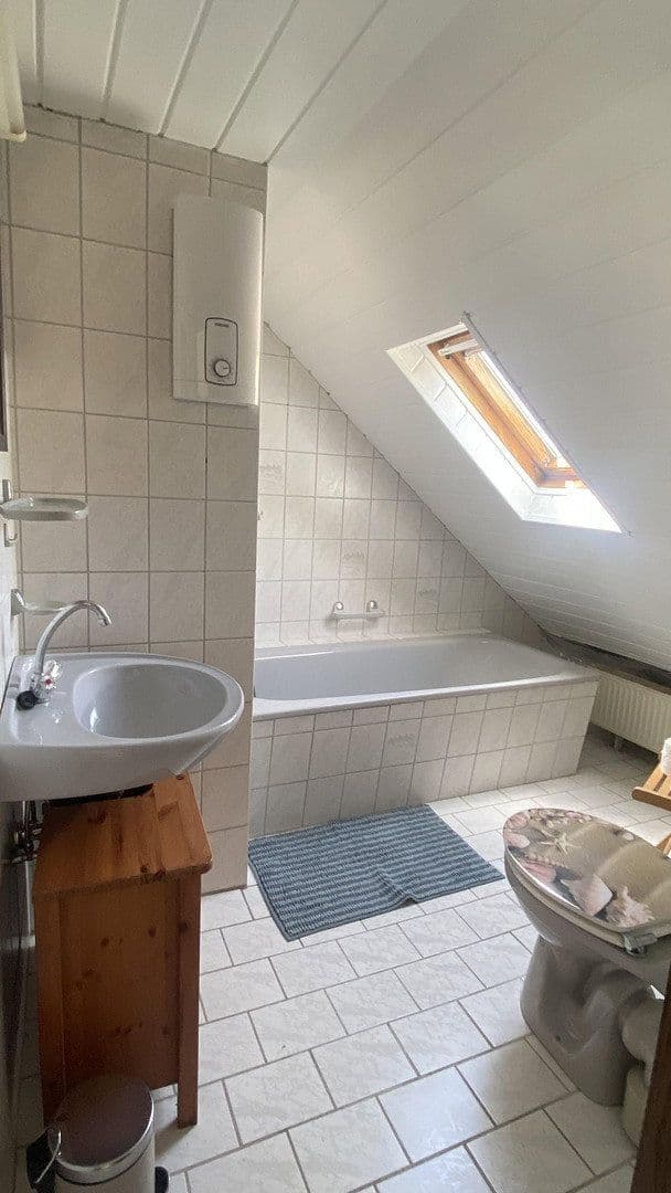 Prodej domu 160 m², pozemek 1.450 m², Falkenstein, Porýní-Falc Prodej domu 160 m², pozemek 1.450 m², Falkenstein, Porýní-Falc