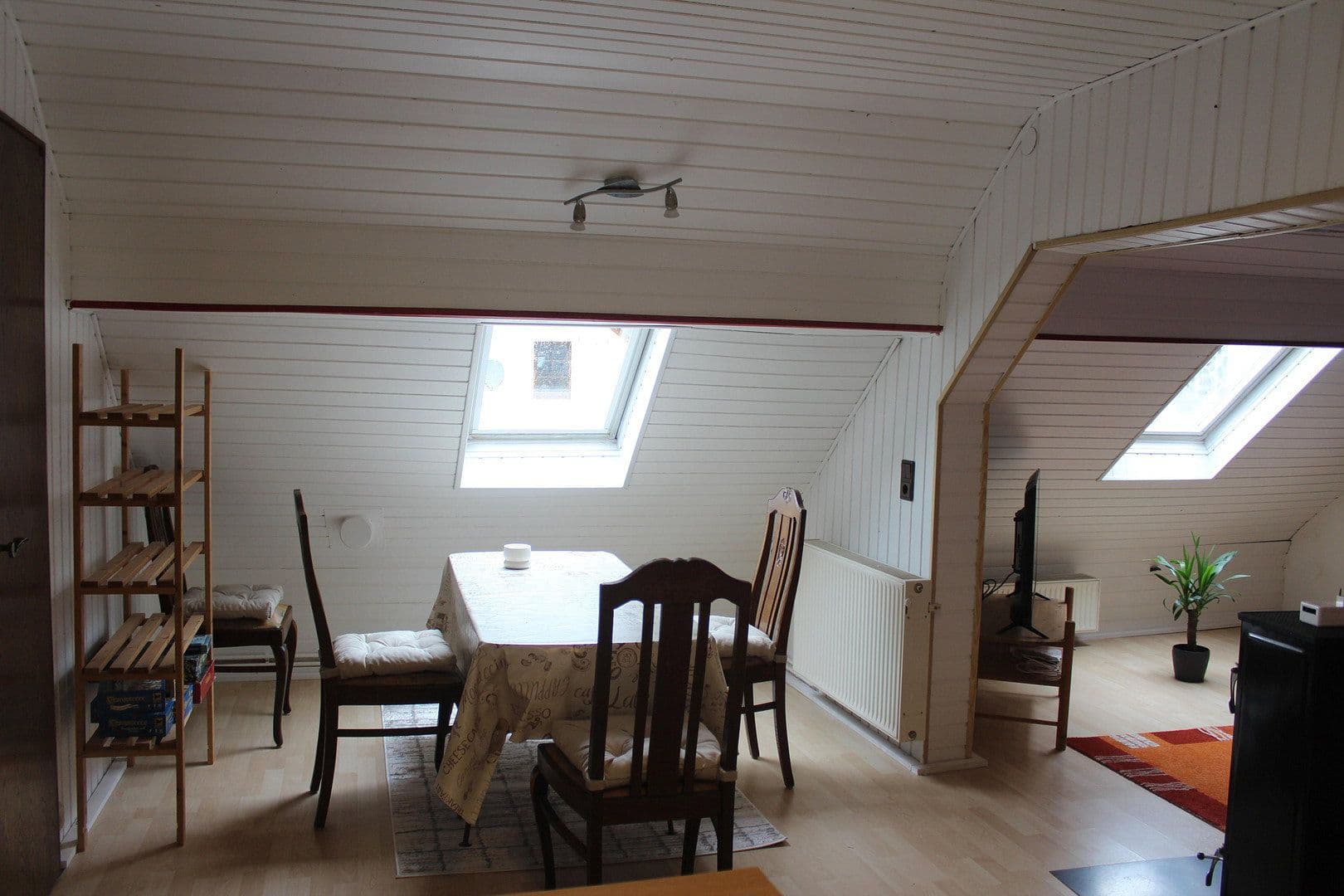 Prodej domu 160 m², pozemek 1.450 m², Falkenstein, Porýní-Falc Prodej domu 160 m², pozemek 1.450 m², Falkenstein, Porýní-Falc