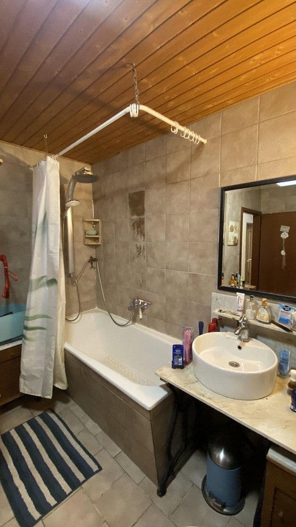 Prodej domu 160 m², pozemek 1.450 m², Falkenstein, Porýní-Falc Prodej domu 160 m², pozemek 1.450 m², Falkenstein, Porýní-Falc