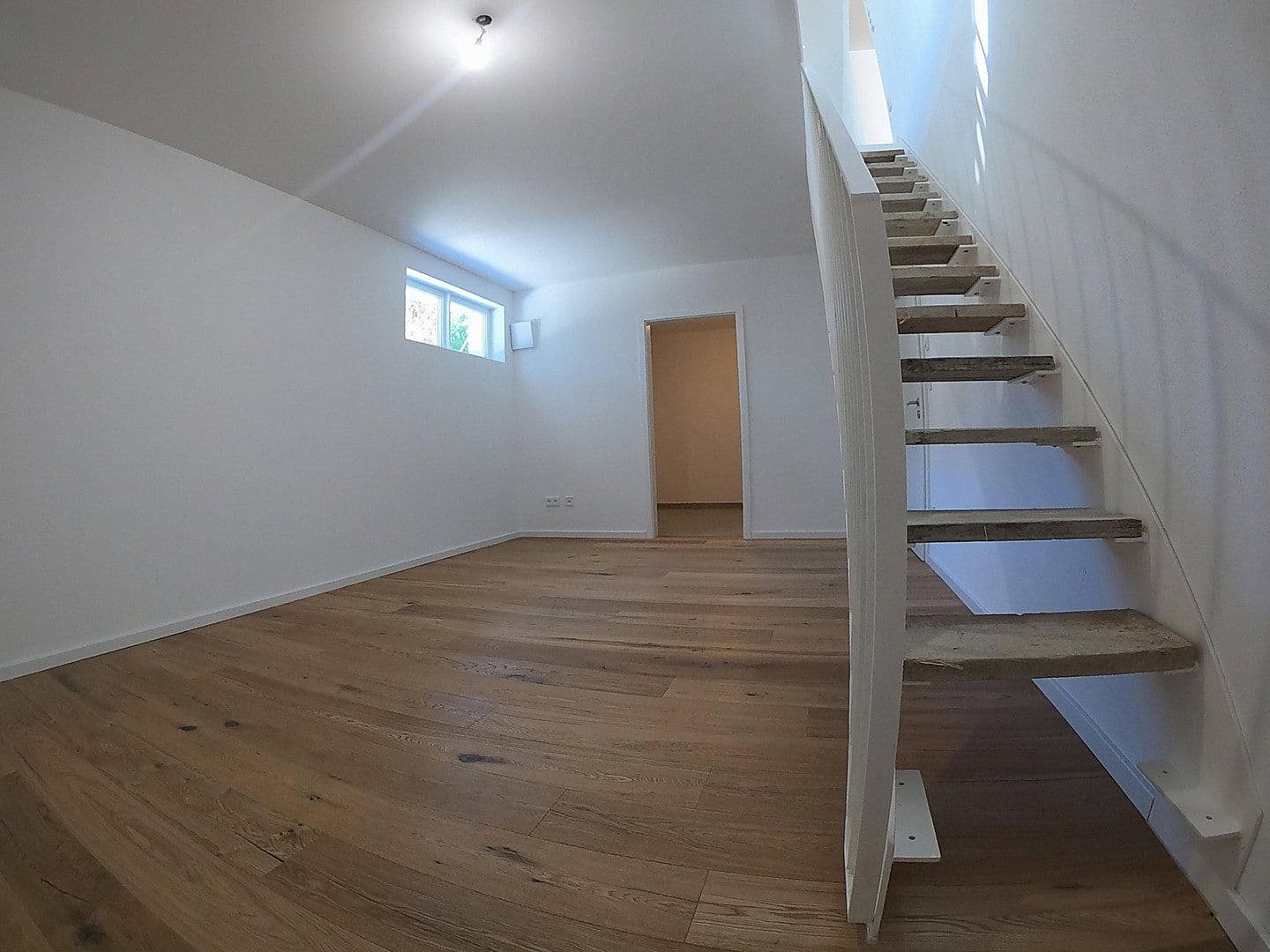 Prodej bytu 4+1 85 m², Holzgarten Str.12, Dachau, Bavorsko Prodej bytu 4+1 85 m², Holzgarten Str.12, Dachau, Bavorsko