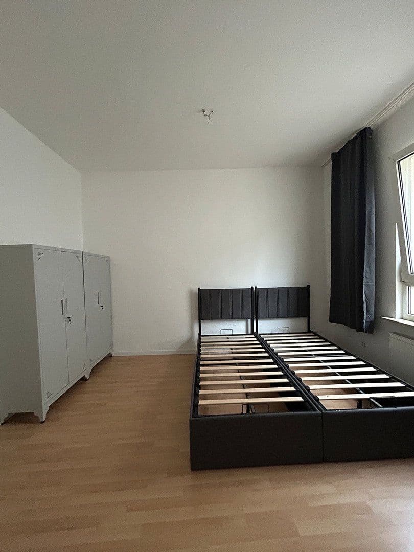 Pronájem bytu 1+1 29 m², Neumarkt Str. 10, Wuppertal, Severní Porýní-Vestfálsko Pronájem bytu 1+1 29 m², Neumarkt Str. 10, Wuppertal, Severní Porýní-Vestfálsko