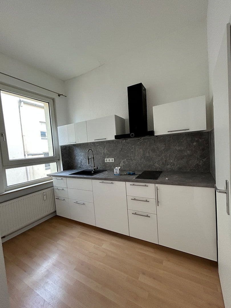 Pronájem bytu 1+1 29 m², Neumarkt Str. 10, Wuppertal, Severní Porýní-Vestfálsko Pronájem bytu 1+1 29 m², Neumarkt Str. 10, Wuppertal, Severní Porýní-Vestfálsko