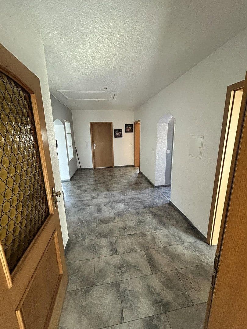 Pronájem bytu 4+1 111 m², Kreisstr. 71 B, Saarbrücken, Země Sársko Pronájem bytu 4+1 111 m², Kreisstr. 71 B, Saarbrücken, Země Sársko