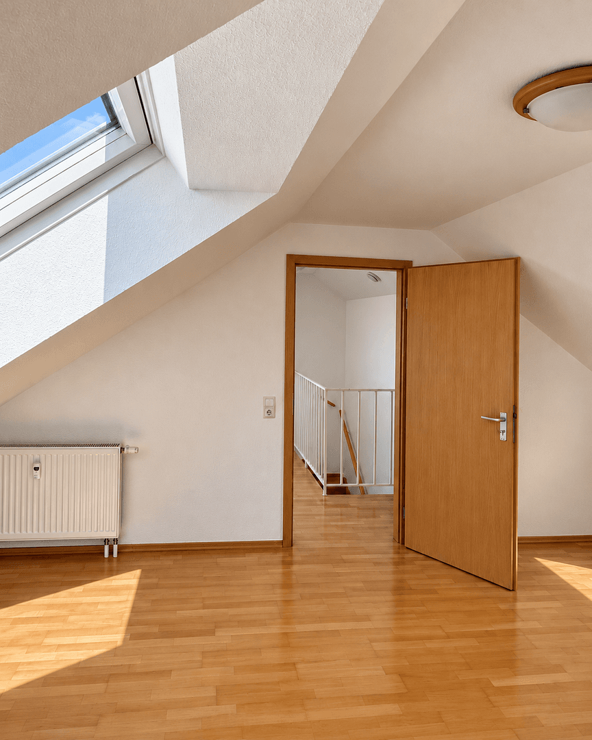 Prodej bytu 4+kk 90 m², Clara-Schumann-Straße 34, Schwieberdingen, Bádensko-Württembersko Prodej bytu 4+kk 90 m², Clara-Schumann-Straße 34, Schwieberdingen, Bádensko-Württembersko