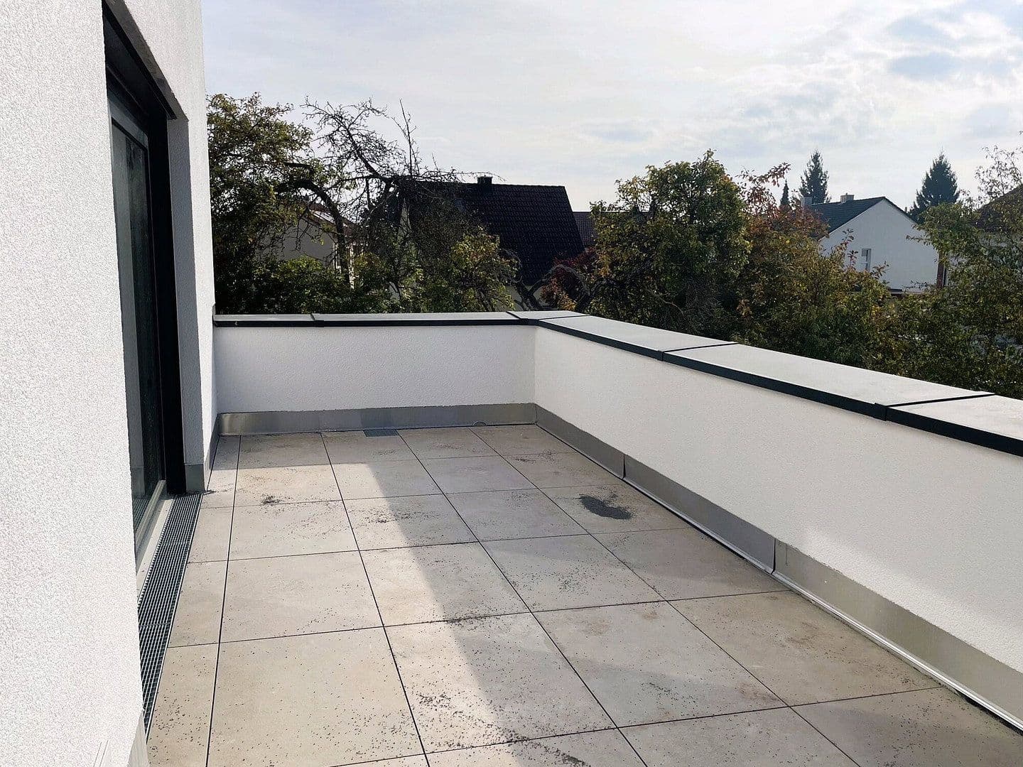 Pronájem bytu 3+1 74 m², Aldringenstraße 7, Ingolstadt, Bavorsko Pronájem bytu 3+1 74 m², Aldringenstraße 7, Ingolstadt, Bavorsko