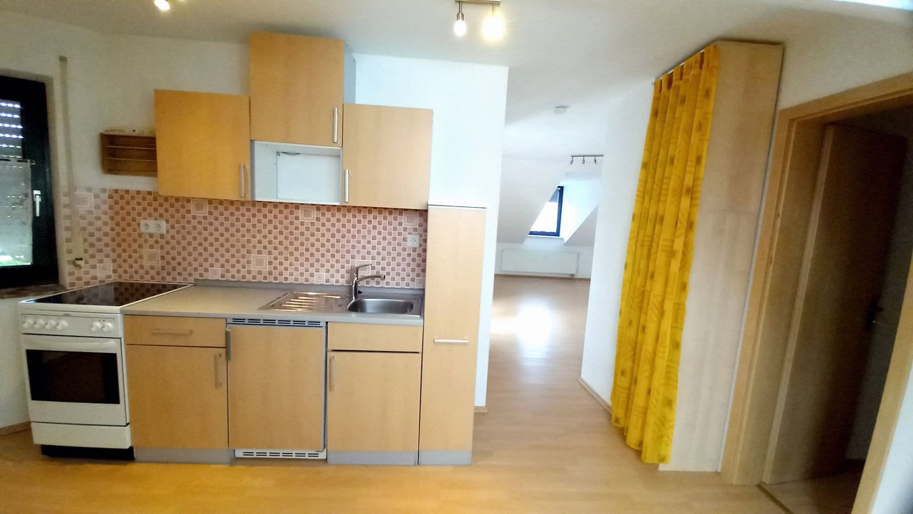 Pronájem bytu 2+1 60 m², Heidenheim, Bavorsko Pronájem bytu 2+1 60 m², Heidenheim, Bavorsko
