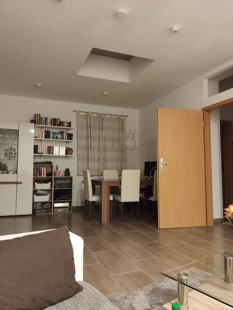 Pronájem bytu 2+1 60 m², Nikolausstraße 5, Fulda, Hessen Pronájem bytu 2+1 60 m², Nikolausstraße 5, Fulda, Hessen