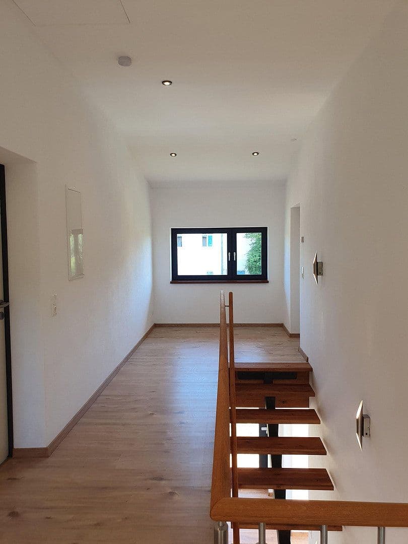 Pronájem bytu 7+1 151 m², Diedorf, Bavorsko Pronájem bytu 7+1 151 m², Diedorf, Bavorsko