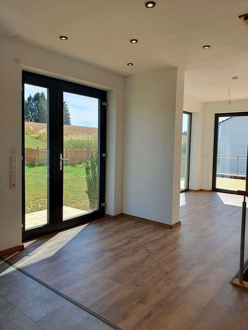 Pronájem bytu 7+1 151 m², Diedorf, Bavorsko Pronájem bytu 7+1 151 m², Diedorf, Bavorsko