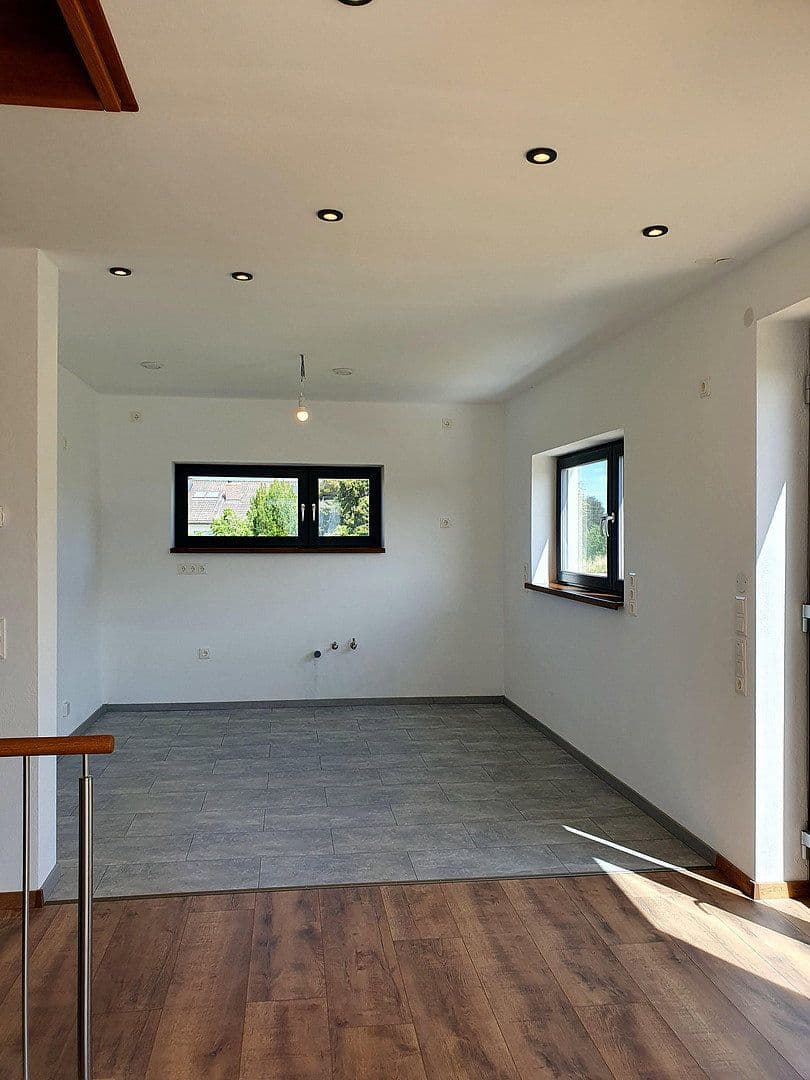 Pronájem bytu 7+1 151 m², Diedorf, Bavorsko Pronájem bytu 7+1 151 m², Diedorf, Bavorsko