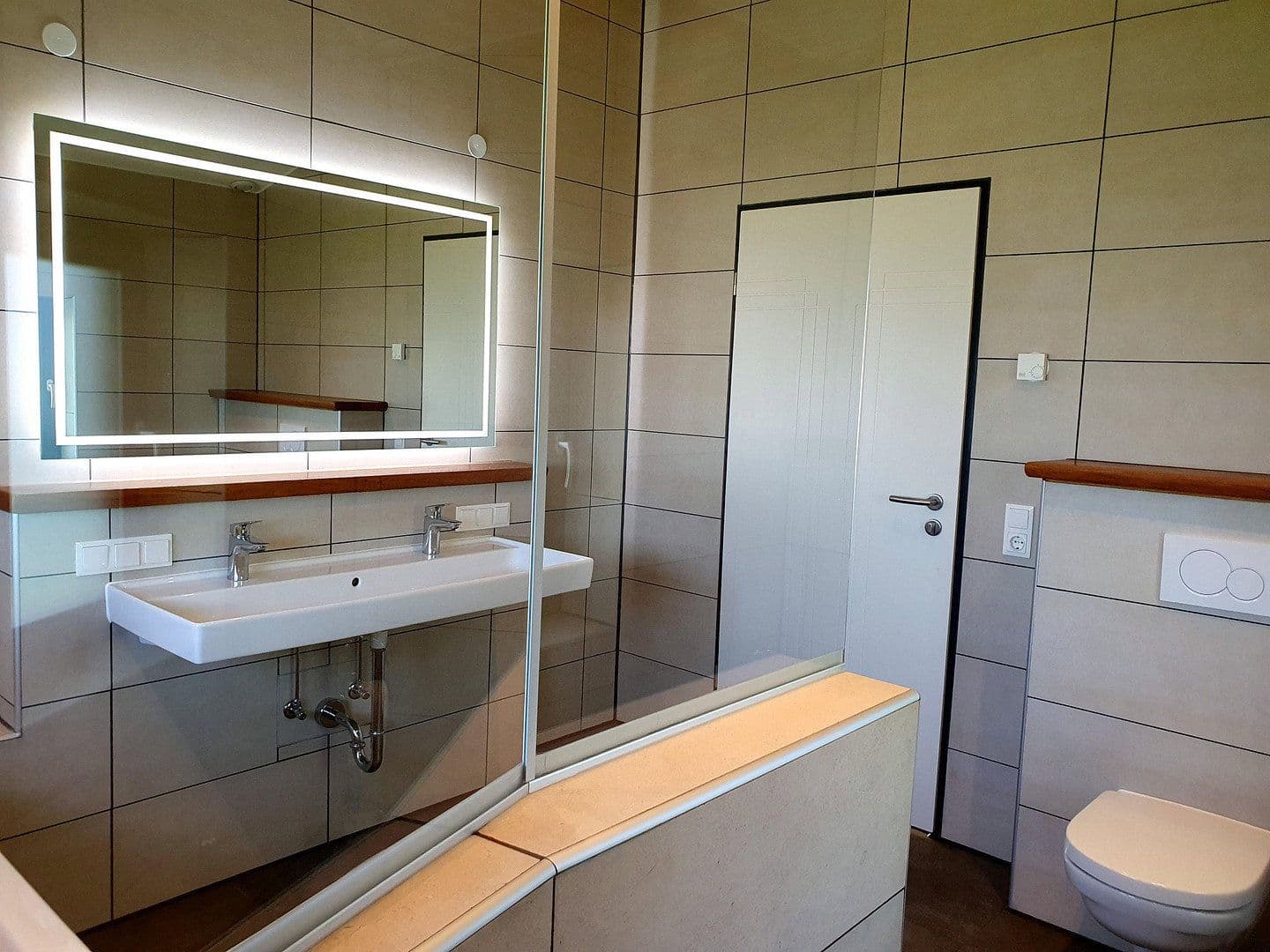 Pronájem bytu 7+1 151 m², Diedorf, Bavorsko Pronájem bytu 7+1 151 m², Diedorf, Bavorsko