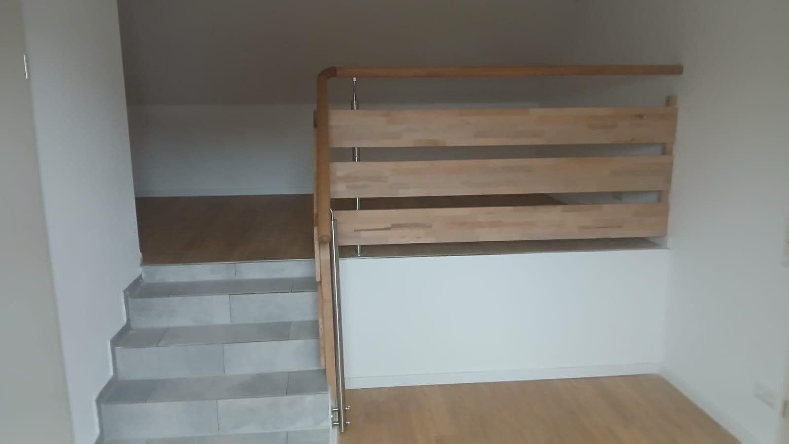 Pronájem bytu 2+1 100 m², Leutenbergstraße 2, Kammlach, Bavorsko Pronájem bytu 2+1 100 m², Leutenbergstraße 2, Kammlach, Bavorsko