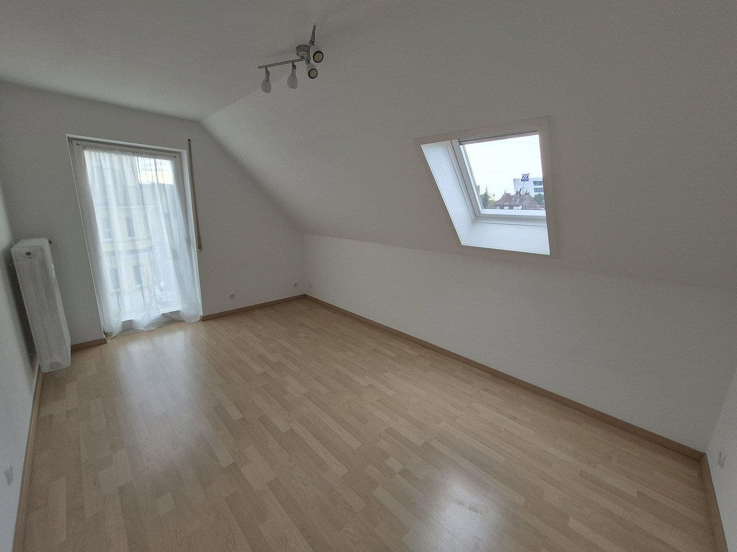 Pronájem bytu 3+kk 80 m², Moltkestraße 22, Friedrichshafen, Bádensko-Württembersko Pronájem bytu 3+kk 80 m², Moltkestraße 22, Friedrichshafen, Bádensko-Württembersko