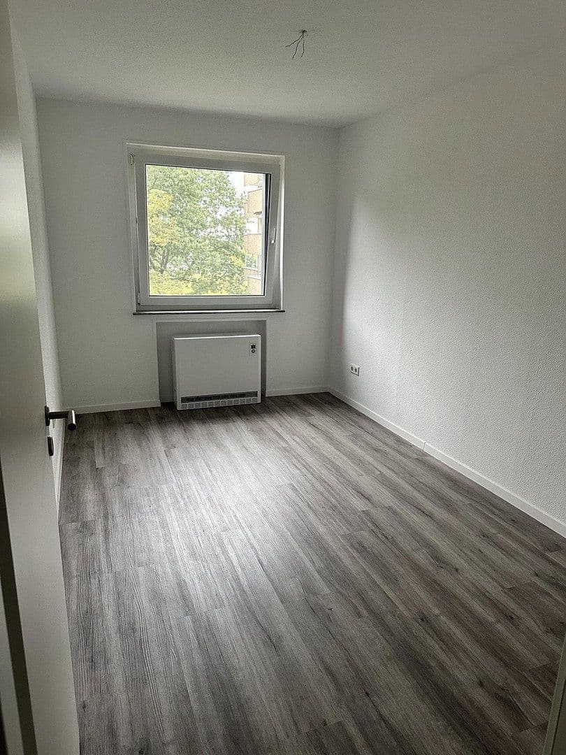 Prodej bytu 3+kk 69 m², Sachsenring 65, Bochum, Severní Porýní-Vestfálsko Prodej bytu 3+kk 69 m², Sachsenring 65, Bochum, Severní Porýní-Vestfálsko