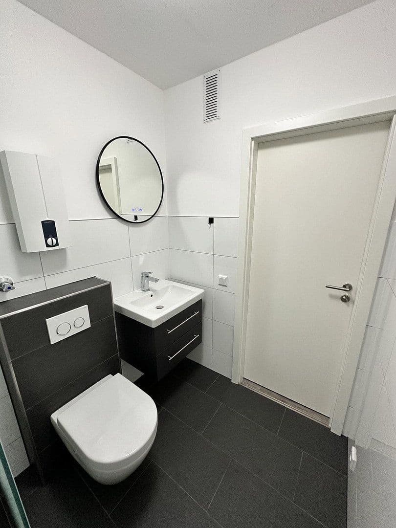 Prodej bytu 3+kk 69 m², Sachsenring 65, Bochum, Severní Porýní-Vestfálsko Prodej bytu 3+kk 69 m², Sachsenring 65, Bochum, Severní Porýní-Vestfálsko