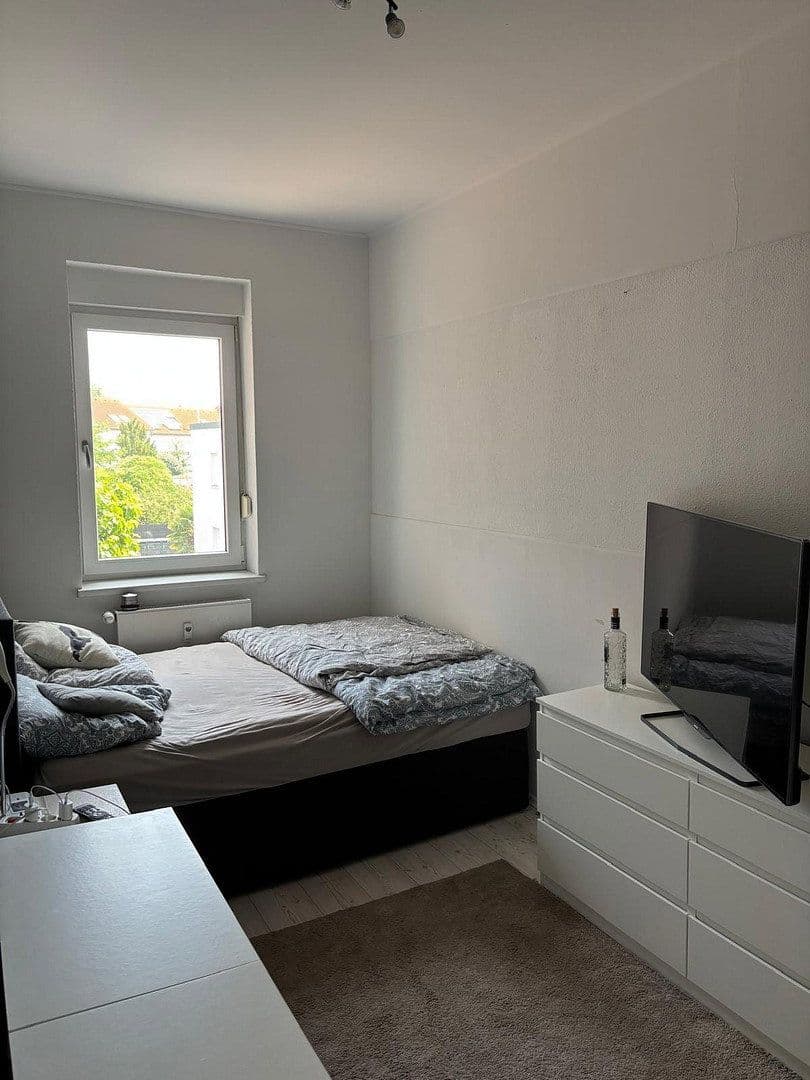 Pronájem bytu 4+kk 108 m², Rheinauer Str. 34, Brühl, Bádensko-Württembersko Pronájem bytu 4+kk 108 m², Rheinauer Str. 34, Brühl, Bádensko-Württembersko
