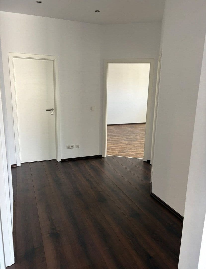 Pronájem bytu 3+1 96 m², Braunschweig, Dolní Sasko Pronájem bytu 3+1 96 m², Braunschweig, Dolní Sasko