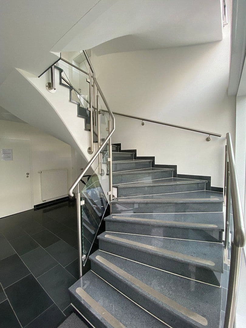 Pronájem bytu 3+1 96 m², Braunschweig, Dolní Sasko Pronájem bytu 3+1 96 m², Braunschweig, Dolní Sasko