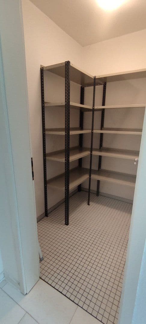 Pronájem bytu 3+1 120 m², Seelze, Dolní Sasko Pronájem bytu 3+1 120 m², Seelze, Dolní Sasko
