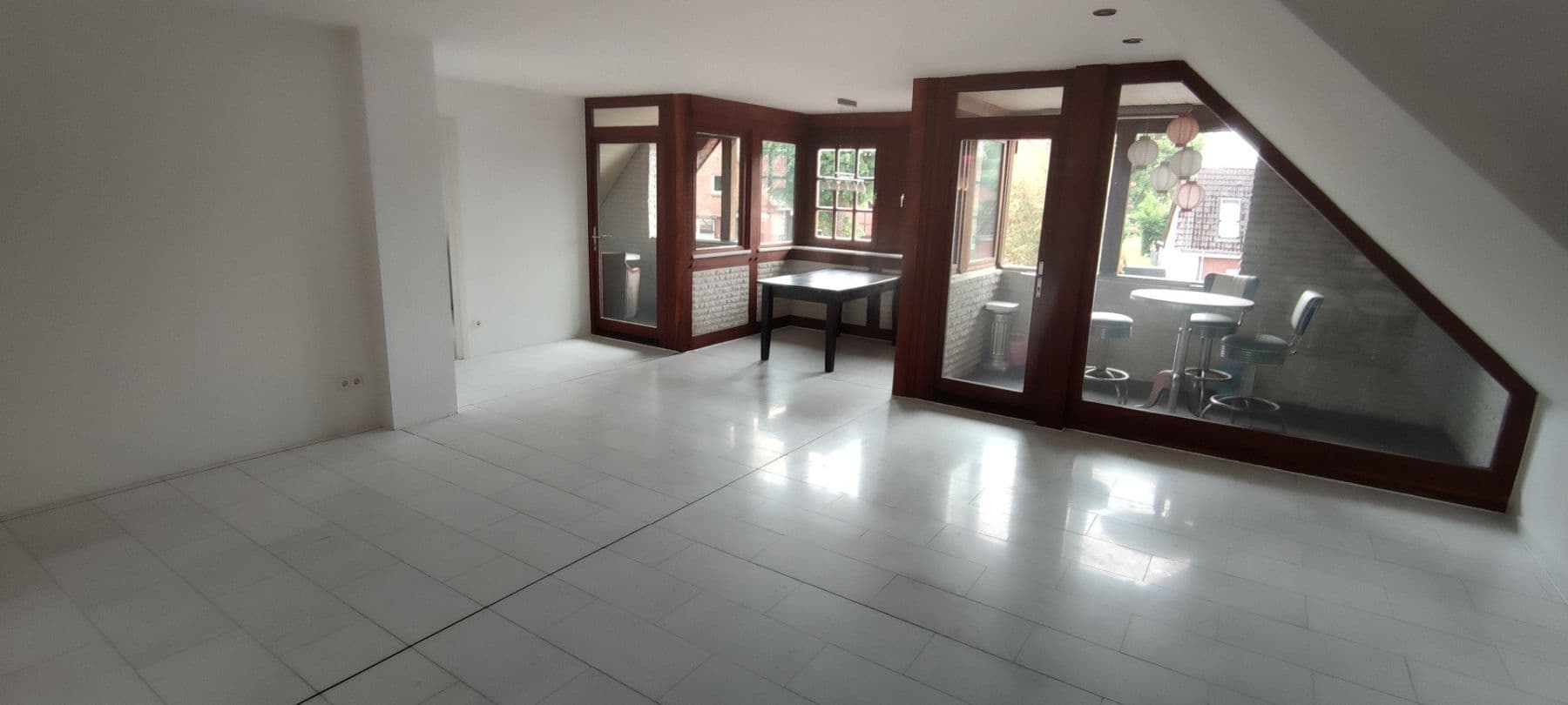 Pronájem bytu 3+1 120 m², Seelze, Dolní Sasko Pronájem bytu 3+1 120 m², Seelze, Dolní Sasko