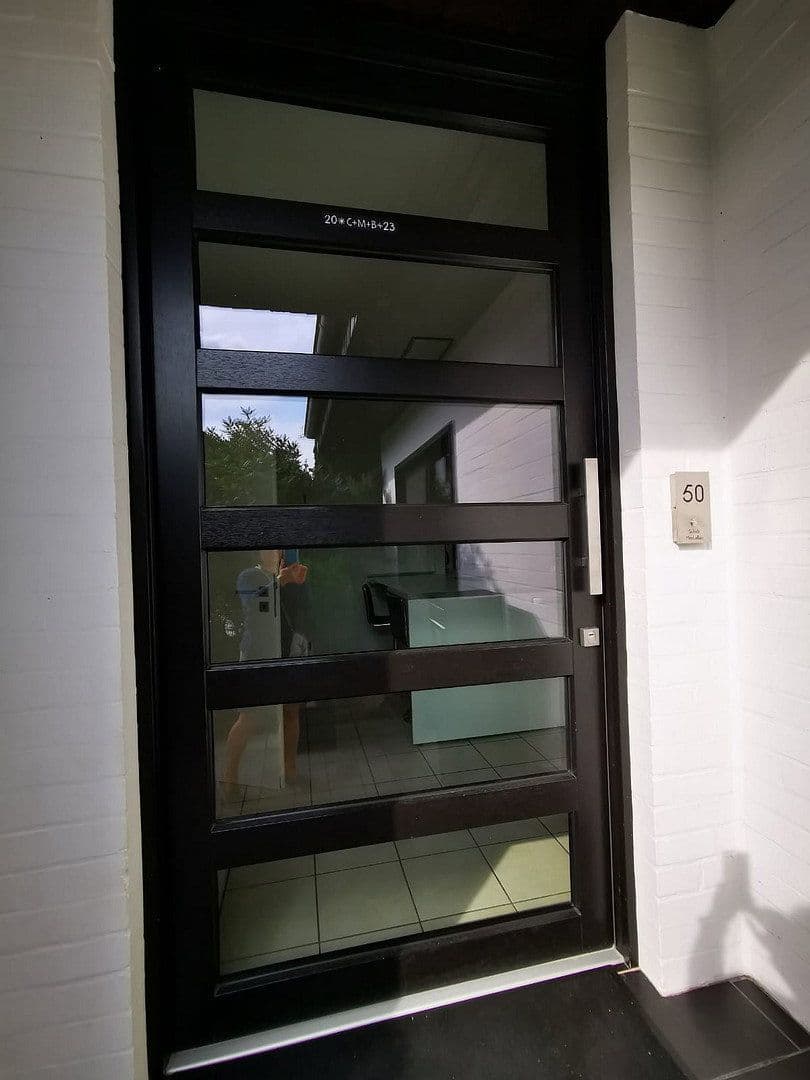 Prodej domu 141 m², pozemek 840 m², Neuenberger Straße, Neuss, Severní Porýní-Vestfálsko Prodej domu 141 m², pozemek 840 m², Neuenberger Straße, Neuss, Severní Porýní-Vestfálsko