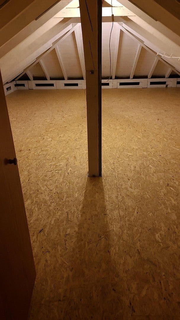 Prodej domu 141 m², pozemek 840 m², Neuenberger Straße, Neuss, Severní Porýní-Vestfálsko Prodej domu 141 m², pozemek 840 m², Neuenberger Straße, Neuss, Severní Porýní-Vestfálsko