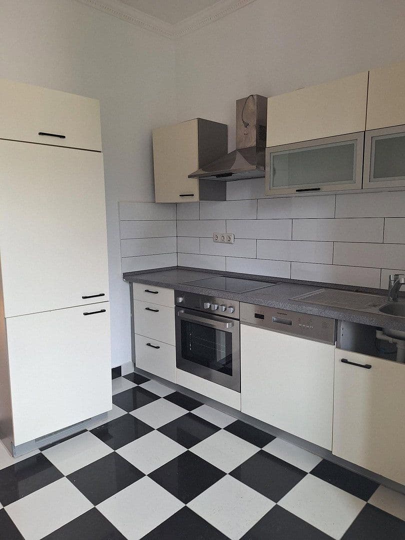 Pronájem bytu 3+1 69 m², Köln, Severní Porýní-Vestfálsko Pronájem bytu 3+1 69 m², Köln, Severní Porýní-Vestfálsko