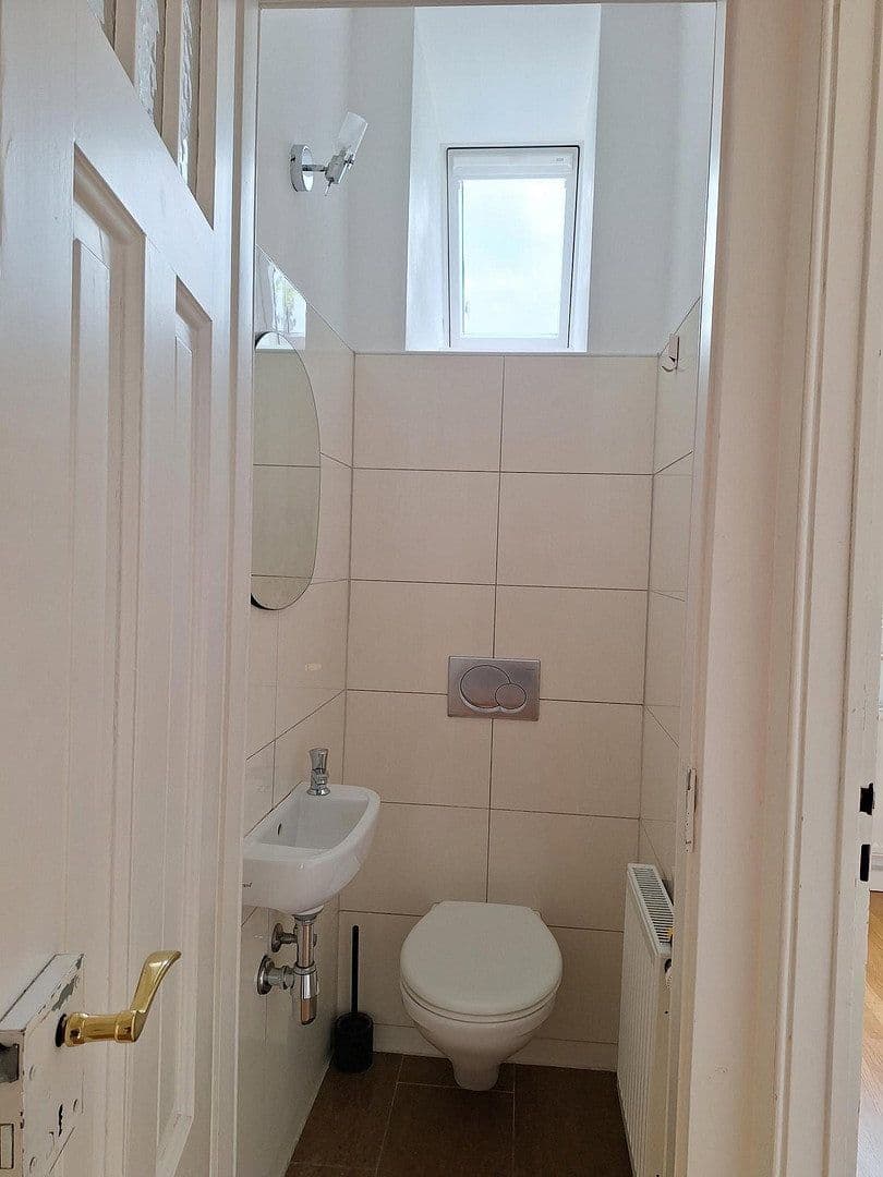 Pronájem bytu 3+1 69 m², Köln, Severní Porýní-Vestfálsko Pronájem bytu 3+1 69 m², Köln, Severní Porýní-Vestfálsko