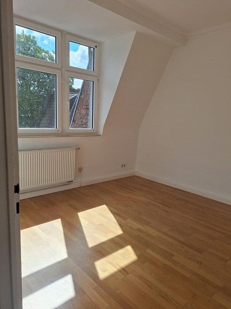 Pronájem bytu 3+1 69 m², Köln, Severní Porýní-Vestfálsko Pronájem bytu 3+1 69 m², Köln, Severní Porýní-Vestfálsko