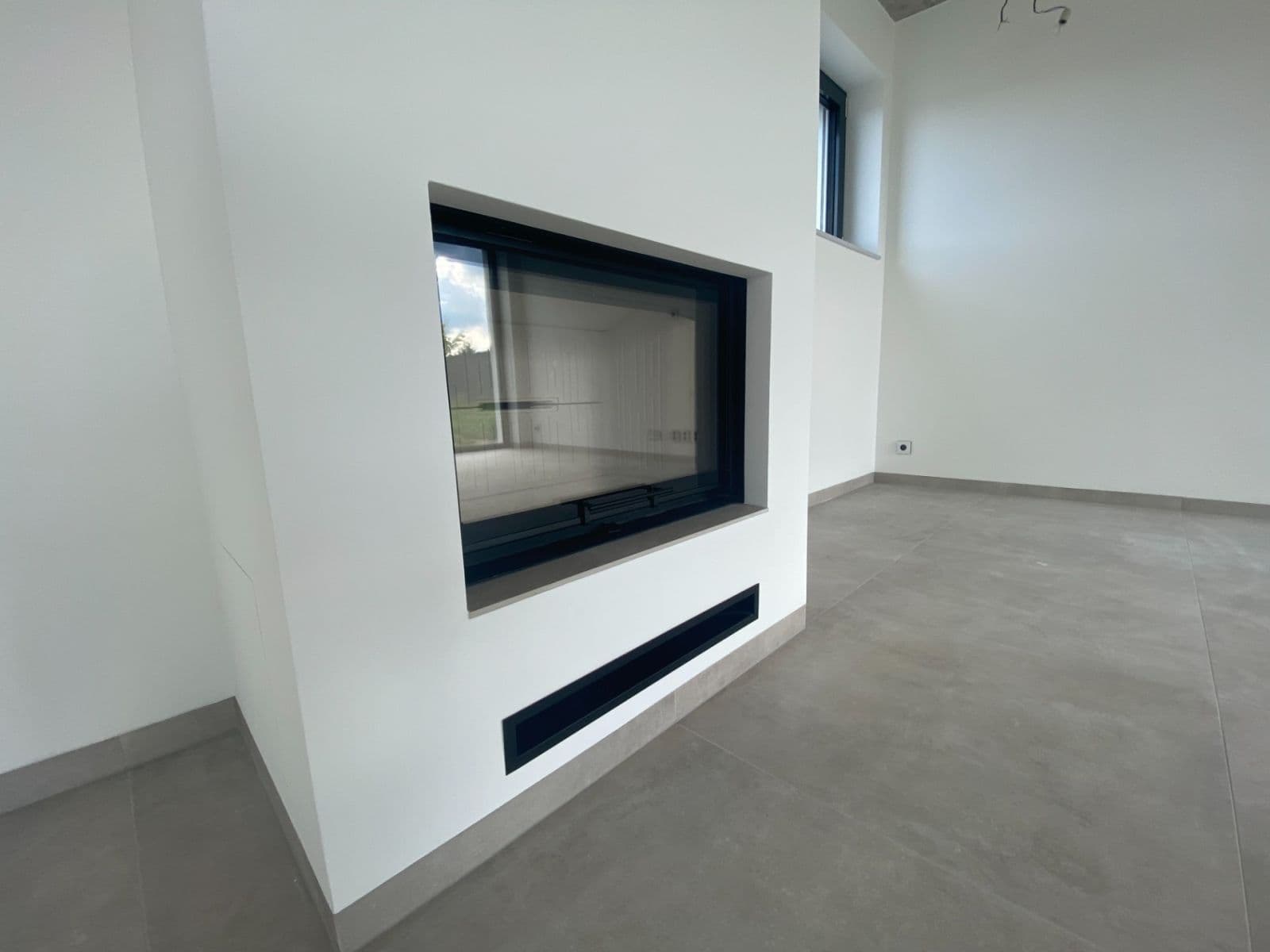 Prodej domu 159 m², pozemek 854 m², Pomněnková, Mukařov, Středočeský kraj Prodej domu 159 m², pozemek 854 m², Pomněnková, Mukařov, Středočeský kraj