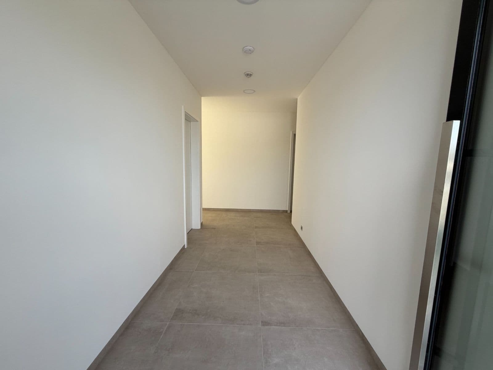 Prodej domu 159 m², pozemek 854 m², Pomněnková, Mukařov, Středočeský kraj Prodej domu 159 m², pozemek 854 m², Pomněnková, Mukařov, Středočeský kraj