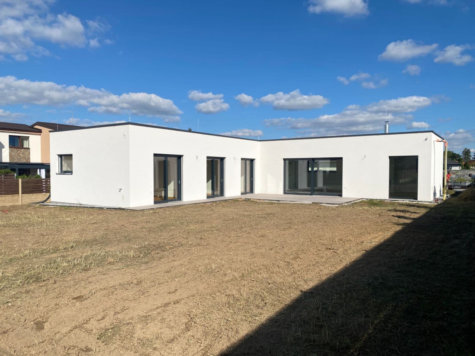 Prodej domu 159 m², pozemek 854 m², Pomněnková, Mukařov, Středočeský kraj Prodej domu 159 m², pozemek 854 m², Pomněnková, Mukařov, Středočeský kraj