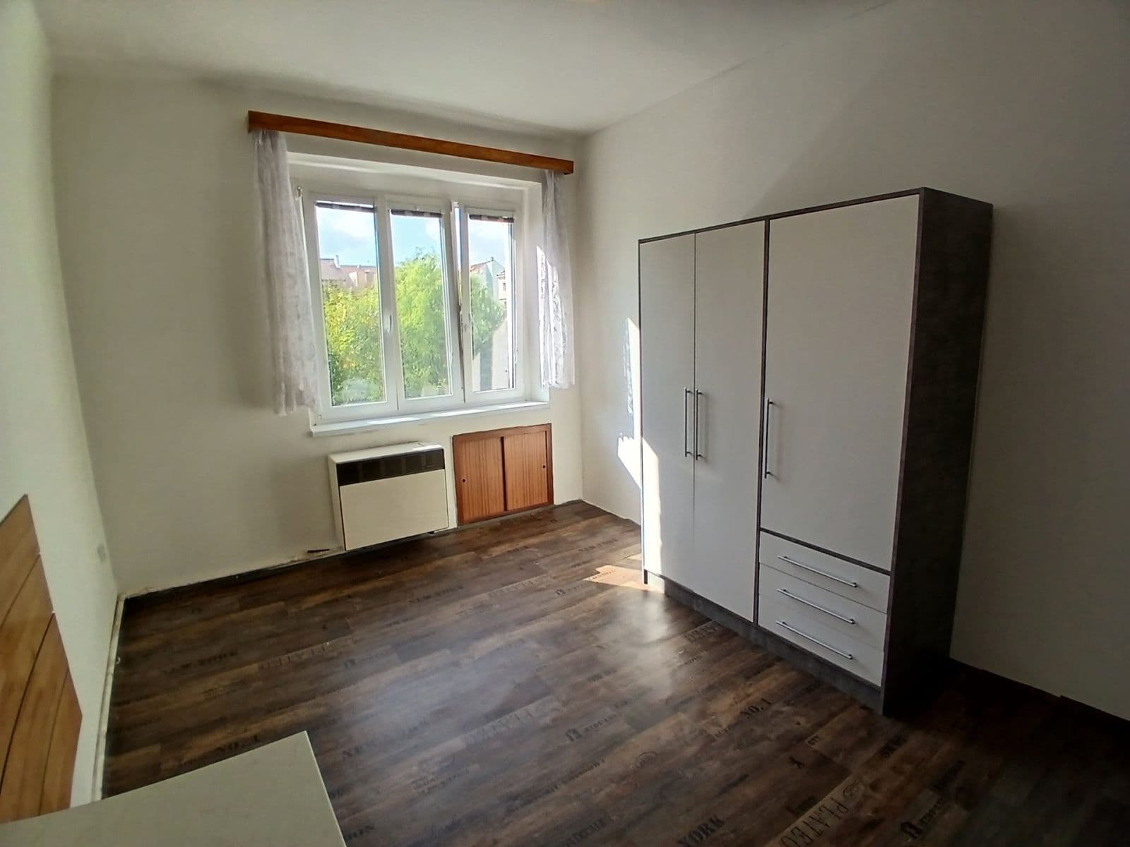 Pronájem bytu 1+kk 20 m², Kovářská, Praha, Praha Pronájem bytu 1+kk 20 m², Kovářská, Praha, Praha