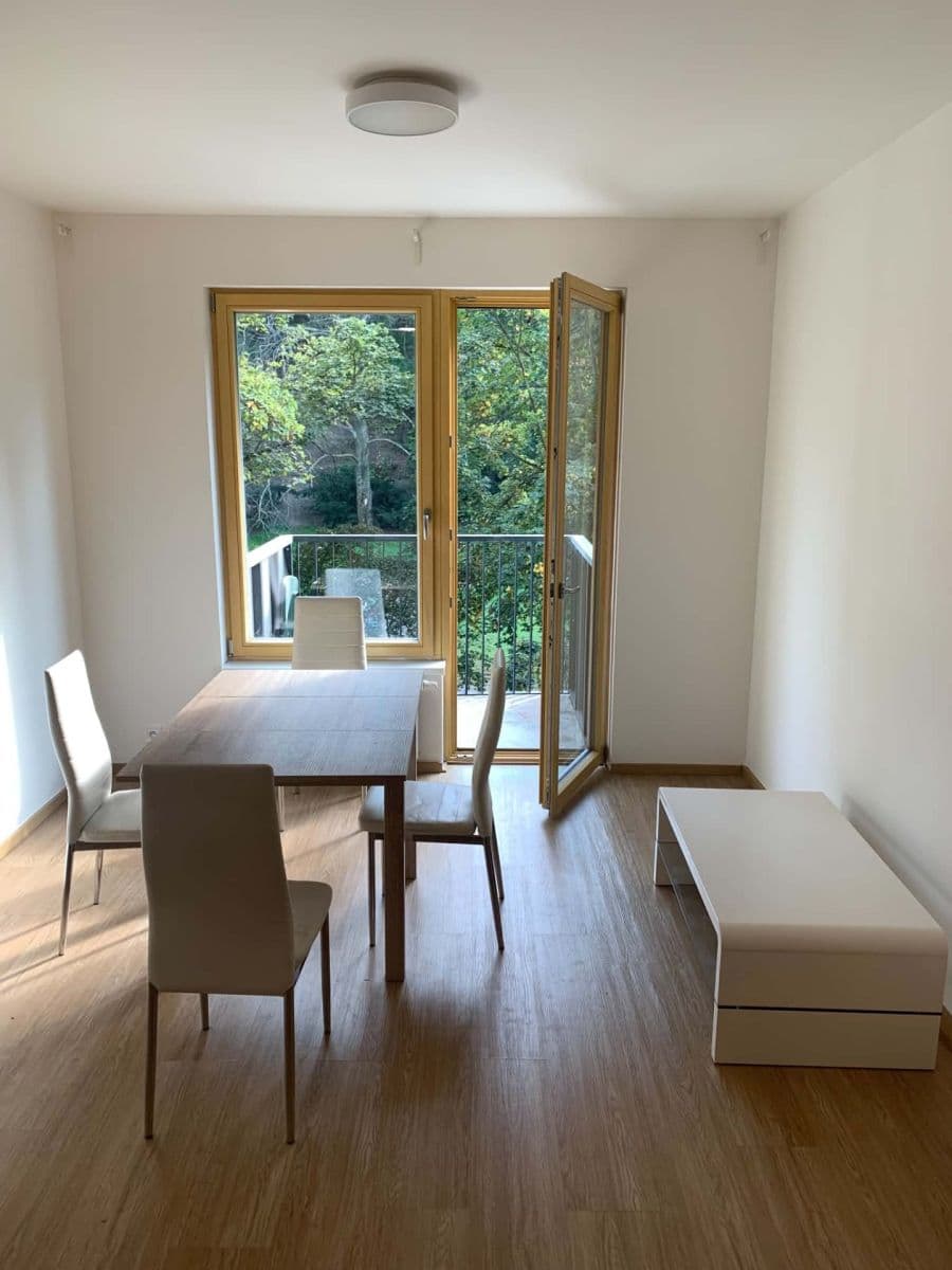 Pronájem bytu 2+kk 48 m², Pod Kavalírkou, Praha, Praha Pronájem bytu 2+kk 48 m², Pod Kavalírkou, Praha, Praha