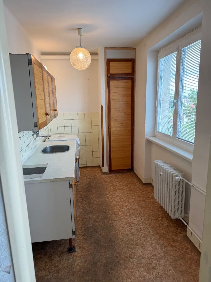 Prodej bytu 3+1 69 m², Písečná, Hradec Králové, Královéhradecký kraj Prodej bytu 3+1 69 m², Písečná, Hradec Králové, Královéhradecký kraj