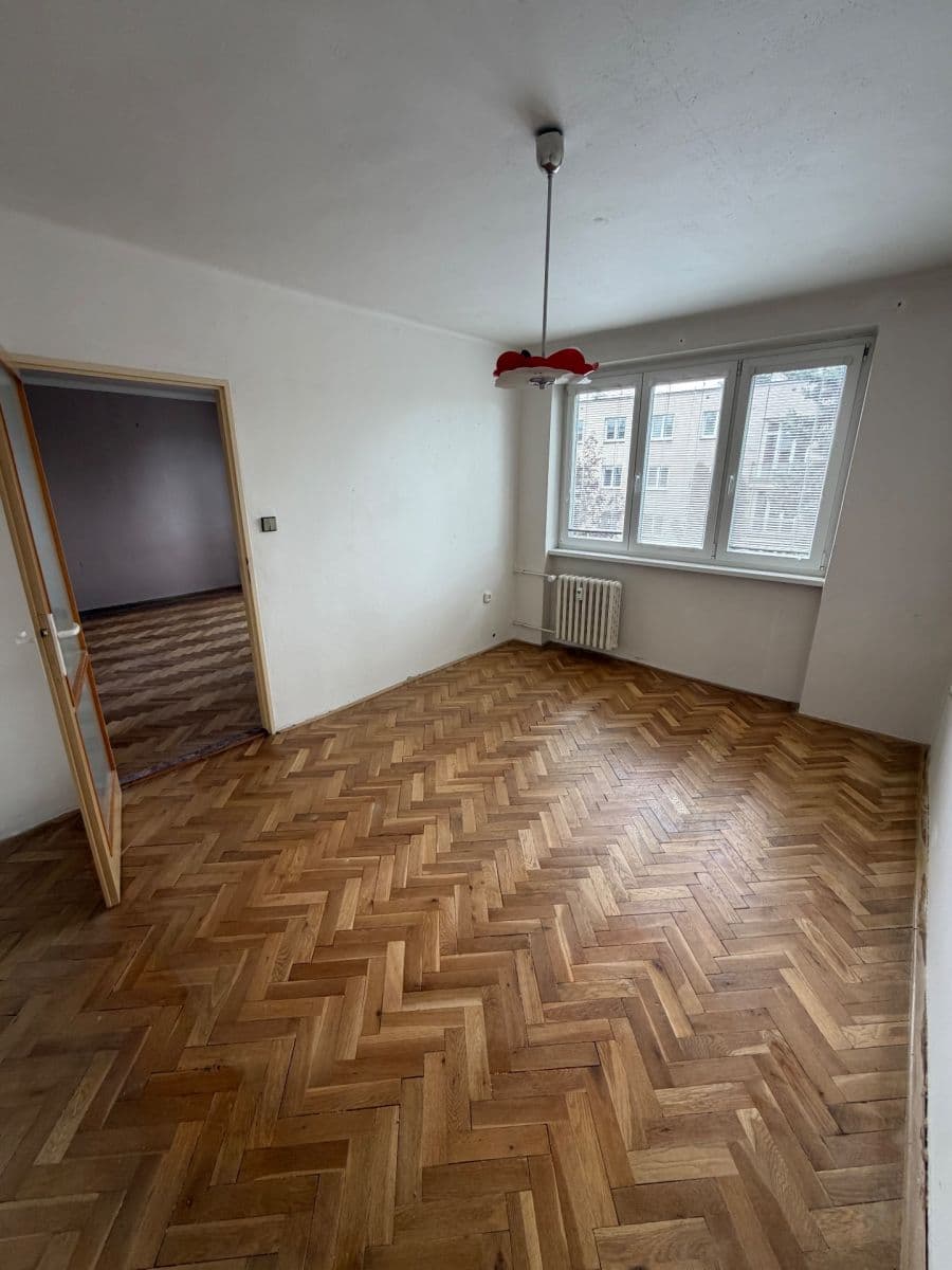Prodej bytu 3+1 69 m², Písečná, Hradec Králové, Královéhradecký kraj Prodej bytu 3+1 69 m², Písečná, Hradec Králové, Královéhradecký kraj