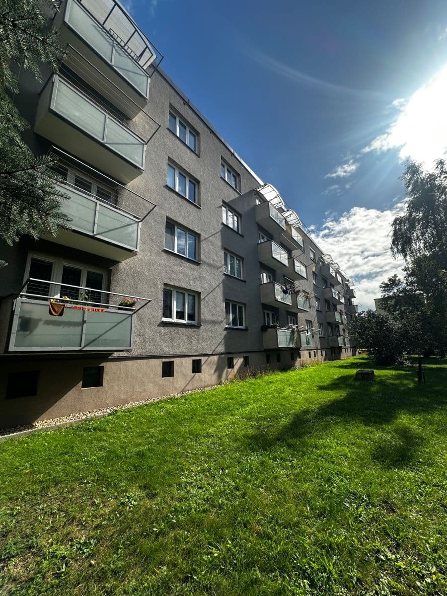 Prodej bytu 3+1 69 m², Písečná, Hradec Králové, Královéhradecký kraj Prodej bytu 3+1 69 m², Písečná, Hradec Králové, Královéhradecký kraj