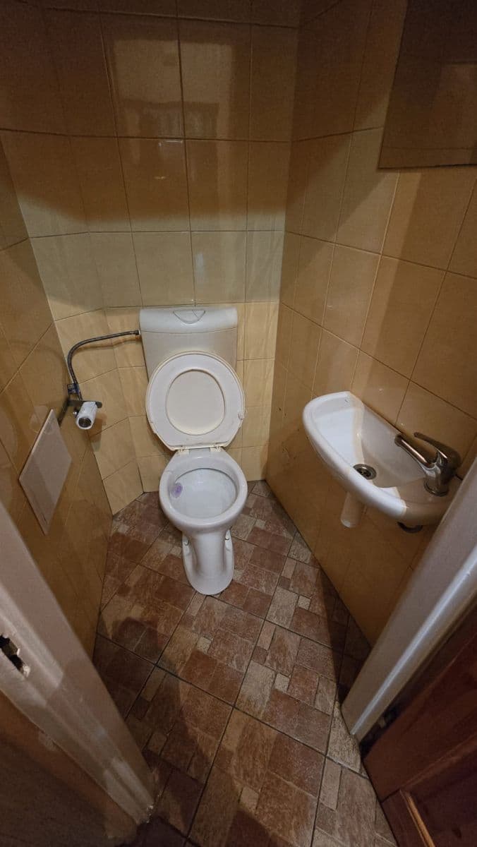 Pronájem bytu 2+kk 42 m², Tolstého, Praha, Praha Pronájem bytu 2+kk 42 m², Tolstého, Praha, Praha